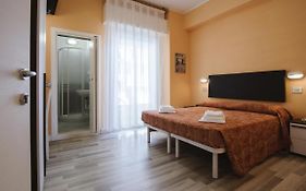 Hotel Milena  3*